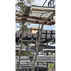 Containertrap met bordes